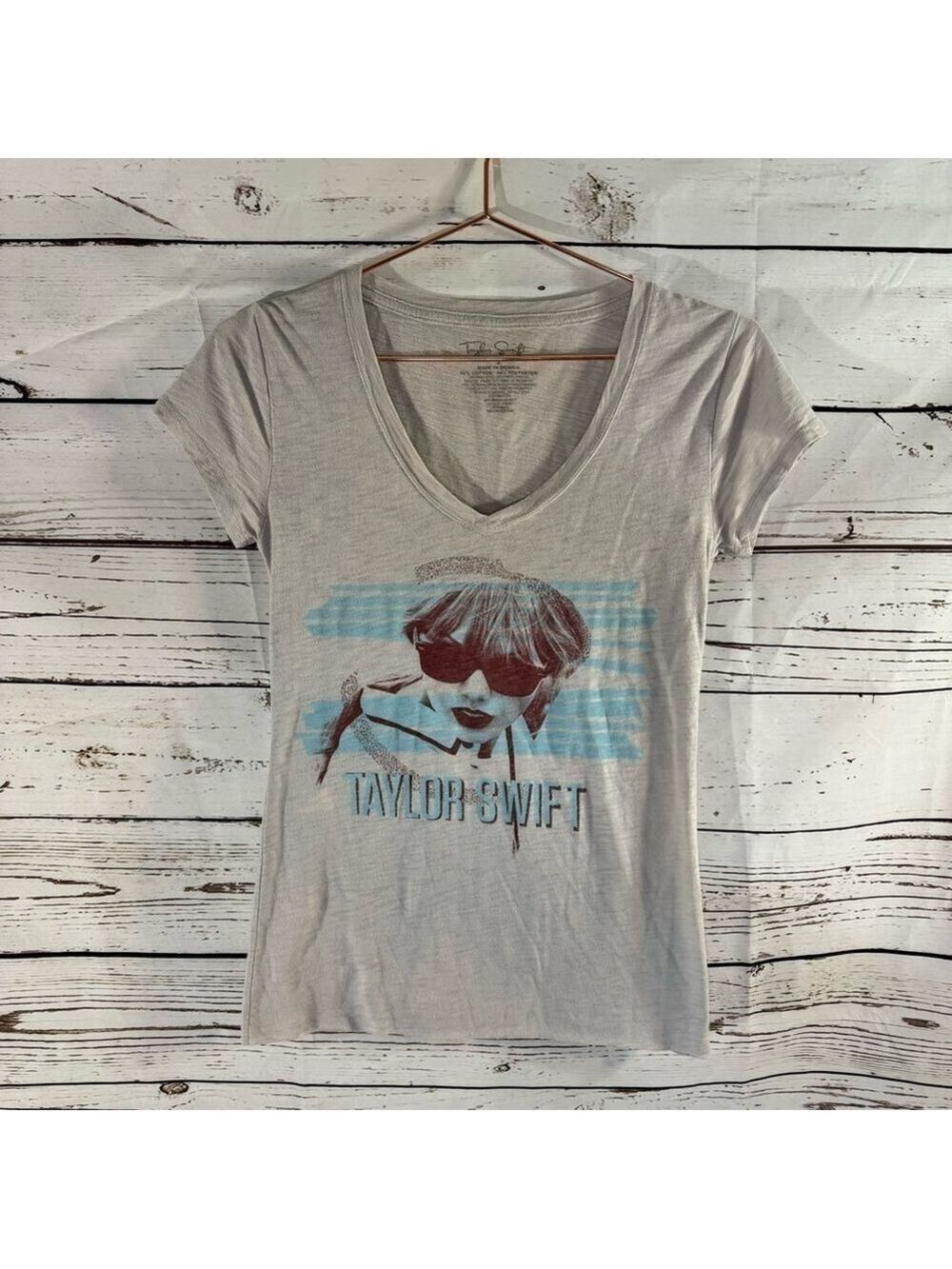 Taylor Swift Gray T Shirt Size Small